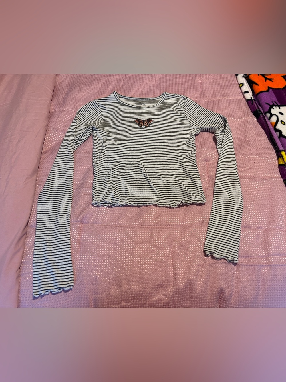 Hollister Black & White Striped Long-Sleeve Crop Top with Butterfly Size XS